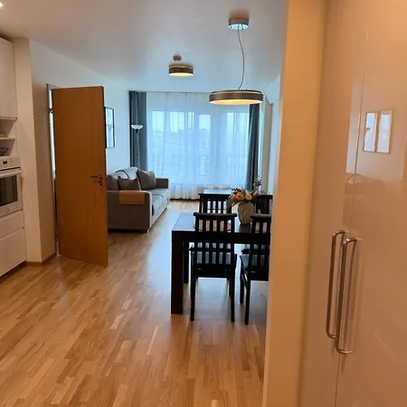 Free Sauna & Sunset Views In Center Apartament