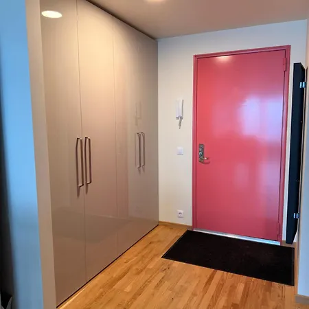 Free Sauna & Sunset Views In Center Apartament